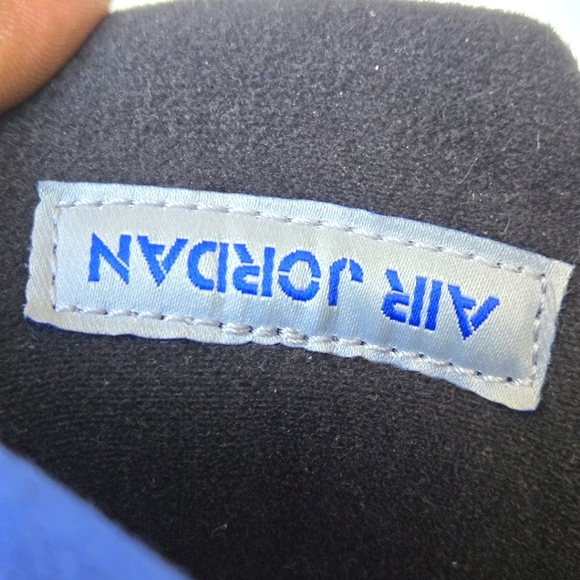 Size 7Y - 440888-140 Nike Air Jordan 5 Retro Stealth GS - Picture 7 of 8